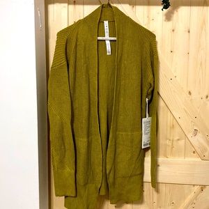 lululemon Cashlu Sweater Wrap, size XS/S, auric gold